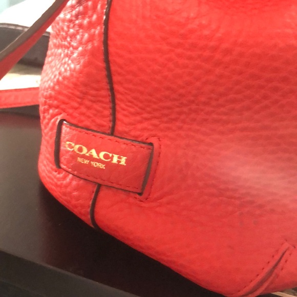 Coach Bucket Avery Drawstring Mandarin with Blue Leather Cross Body Bag - Picture 9 of 16